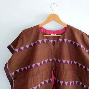 Pink and Cinnamon free-size ikat kaftan with flower and duck patterend in the border